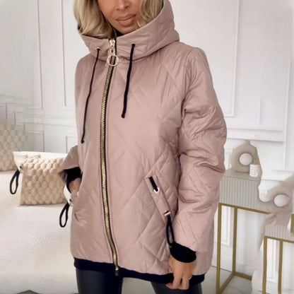 ✨ Jachetă casual feminină modernă cu glugă și închidere la fermoar, croială confortabilă lejeră, disponibilă în mărimi S până la 3XL, potrivită pentru purtare zilnică primăvară și toamnă