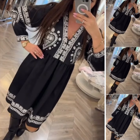 Rochie retro cu mânecă lungă și croială lejeră
