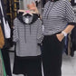 Set pentru femei cu bluză în dungi și pantaloni uni