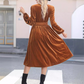 Rochie elegantă cu talie înaltă și croi în A, cu smocuri