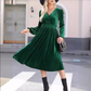 Rochie elegantă cu talie înaltă și croi în A, cu smocuri