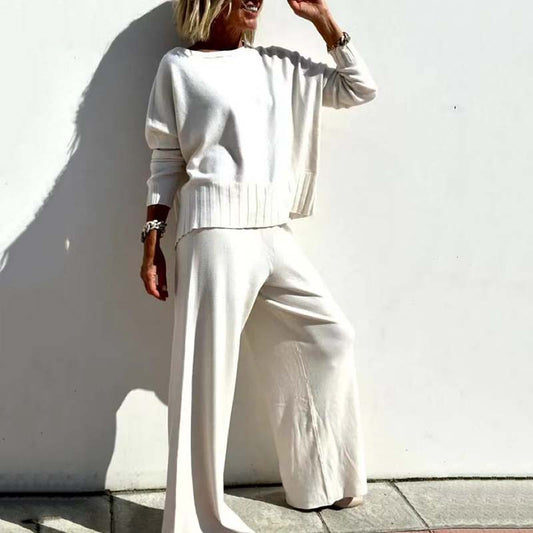 Set elegant din două piese tricotate pentru femei