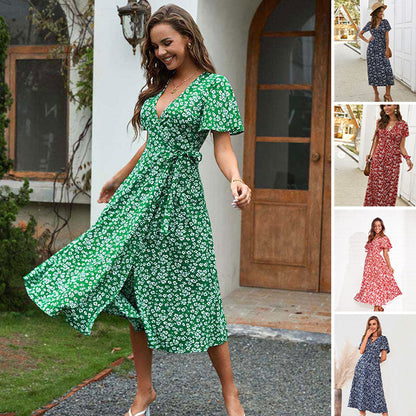 Rochie elegantă cu imprimeu floral și decolteu în V