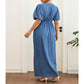 Rochie denim maxi cu decolteu V și legătură în față 🌸 Talie strânsă, lungime vaporoasă – Un vis denim pentru zile însorite ✨