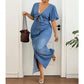 Rochie denim maxi cu decolteu V și legătură în față 🌸 Talie strânsă, lungime vaporoasă – Un vis denim pentru zile însorite ✨